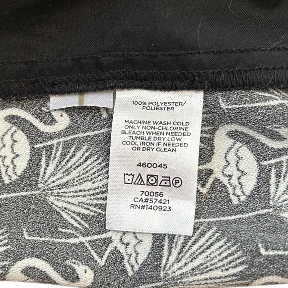 LOFT Shorts Black and White Flamingo Print Women's Size M - Picture 6 of 8